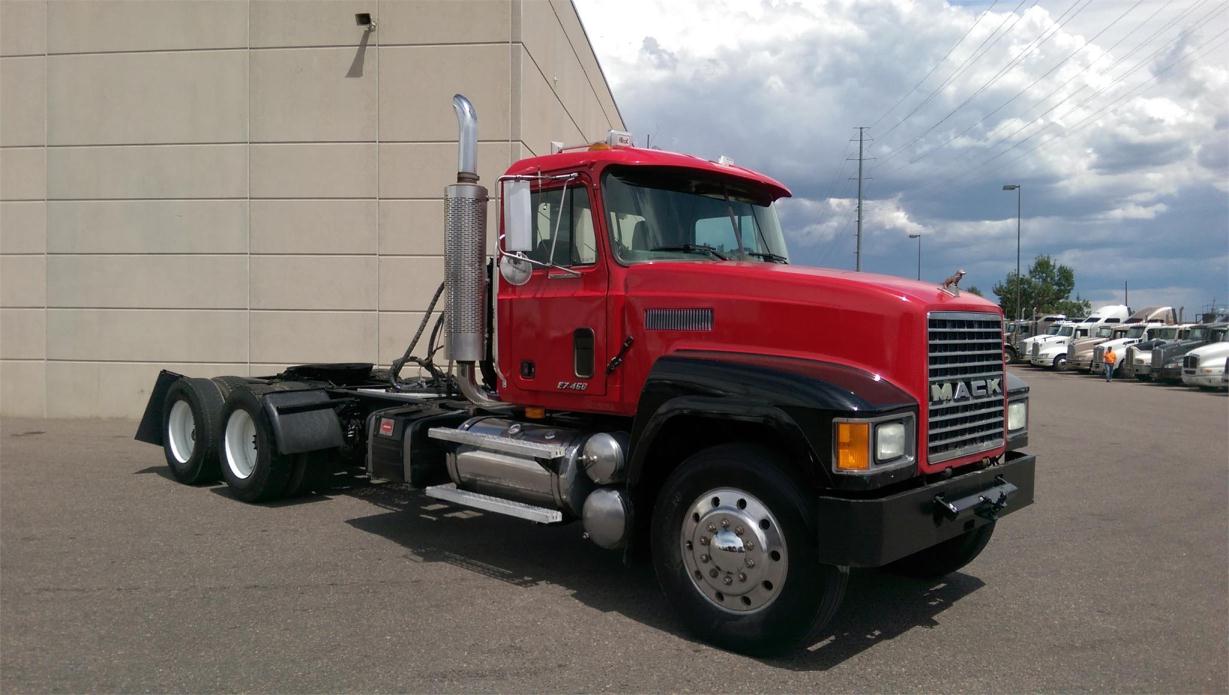 1999 Mack Ch613