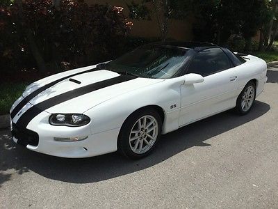 Chevrolet : Camaro Z28 SS Z28 SS Coupe Rare 6 -Speed SLP with Factory Y2Y White w/ T Tops - White / Tan