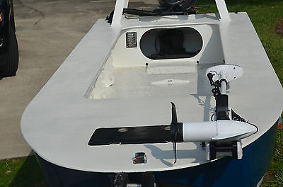 17' High Impact Polymer - DuraPoly Tunnel Flats Boat with 90hp Yamaha Tiller