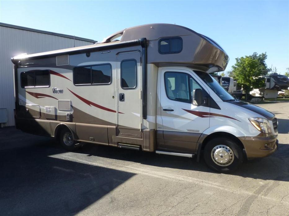 2005 Winnebago WINNEBAGO