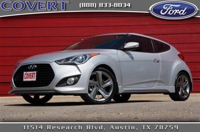 2013 Hyundai Veloster Hatchback Turbo with Blue Int