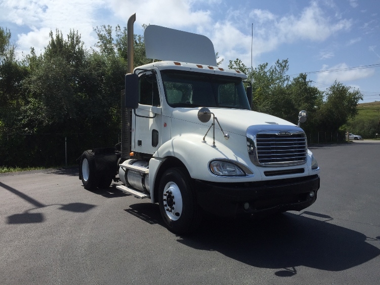 2008 Freightliner Cl12042st-Columbia 120