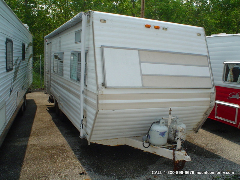 1966 Aristocrat 16' Mainliner