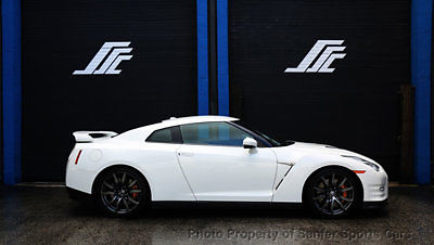 Nissan : GT-R 2dr Coupe Premium 2015 nissan gtr white black leather 144 month financing available accept trades