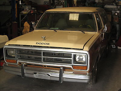 Dodge : Ramcharger 2WD 1985 dodge ramcharger