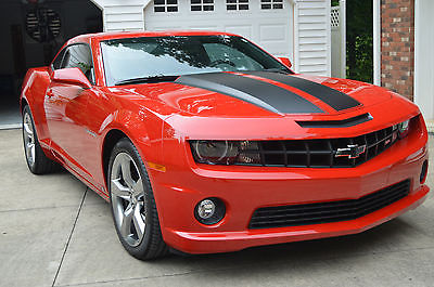 Chevrolet : Camaro RS 2SS Coupe Chevrolet : 2010 Camaro 2SS/RS; low VIN