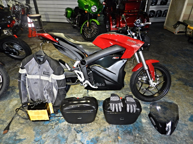 2015 Zero Motorcycles ZERO SR ELECTRIC MOTORCYCLE