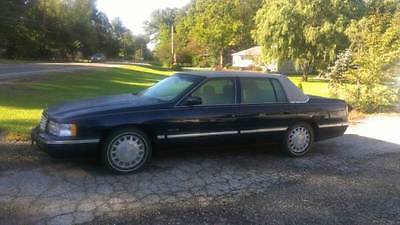 Cadillac : DeVille Sedan 1997 midnight blue cadillac sedan de ville