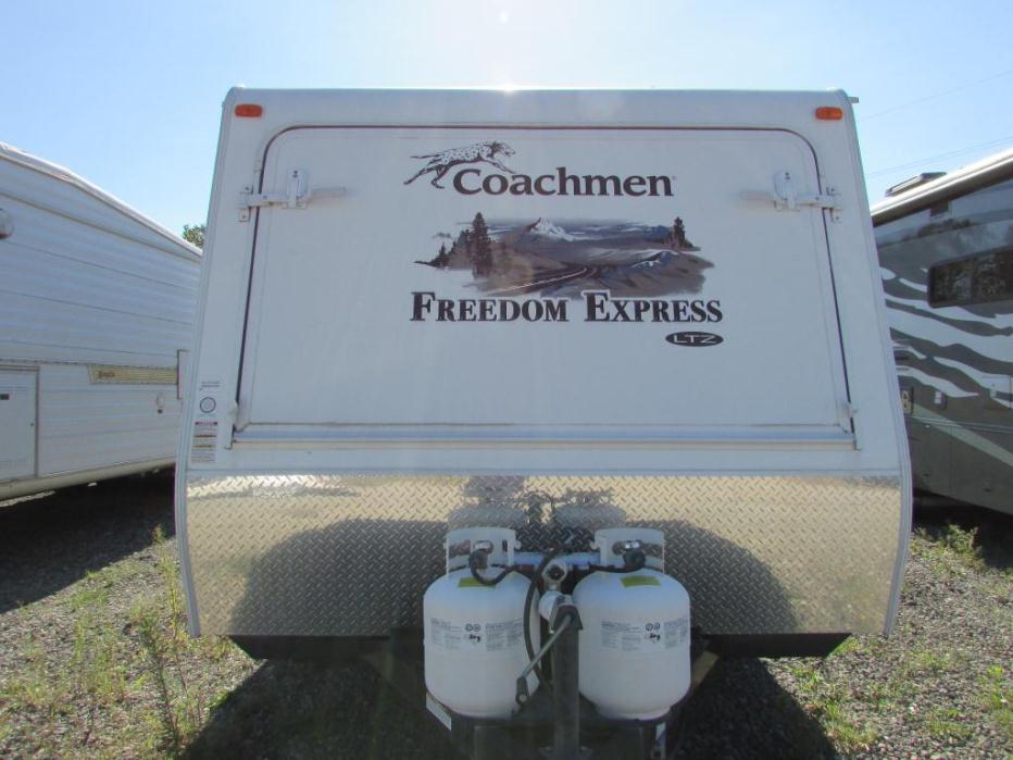2011 Coachmen Freedom Express 17SDX