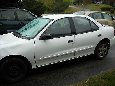 Chevrolet : Cavalier LS Sedan 4-Door 2004 chev cavalier good shape white 4 door