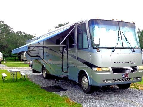 2002 Newmar Mountain Aire 3781