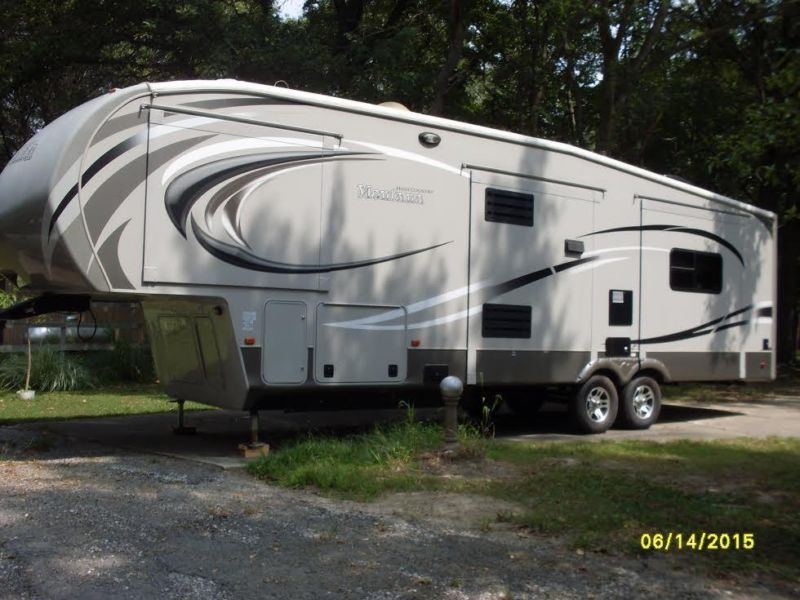 2012 Keystone Montana High Country 313RE