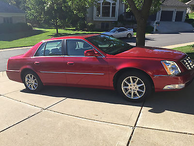 Cadillac : DTS DTS 2011 cadillac dts luxury collection very low mileage perfect interior