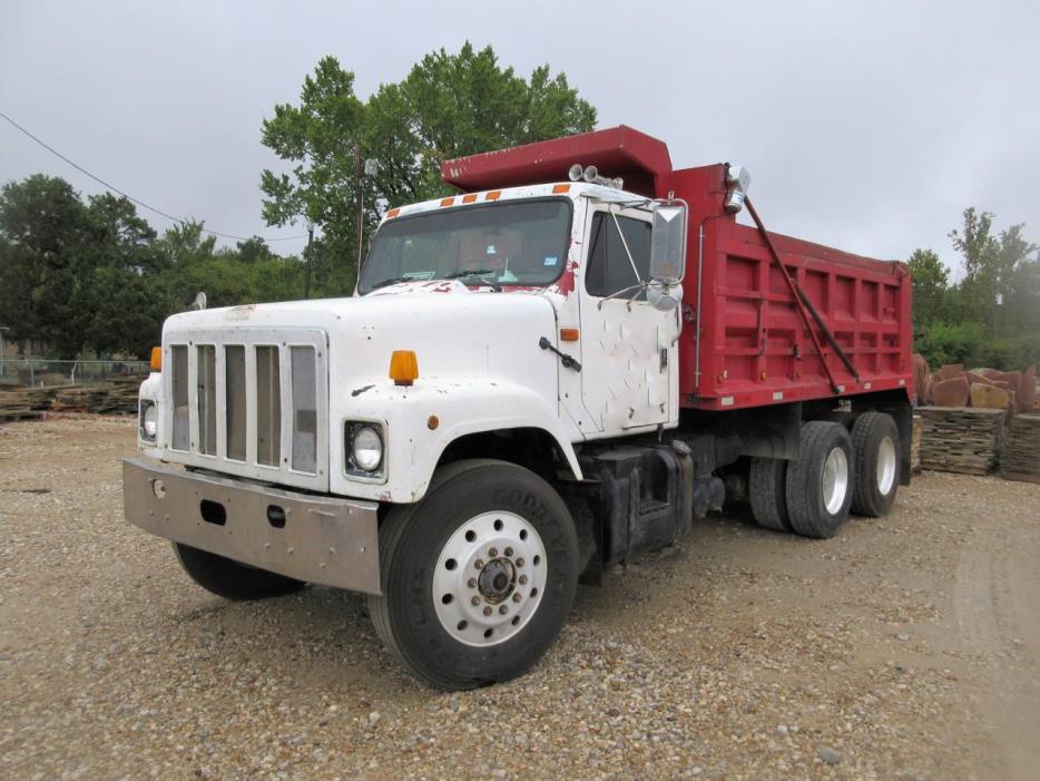 1993 International 2574  Dump Truck