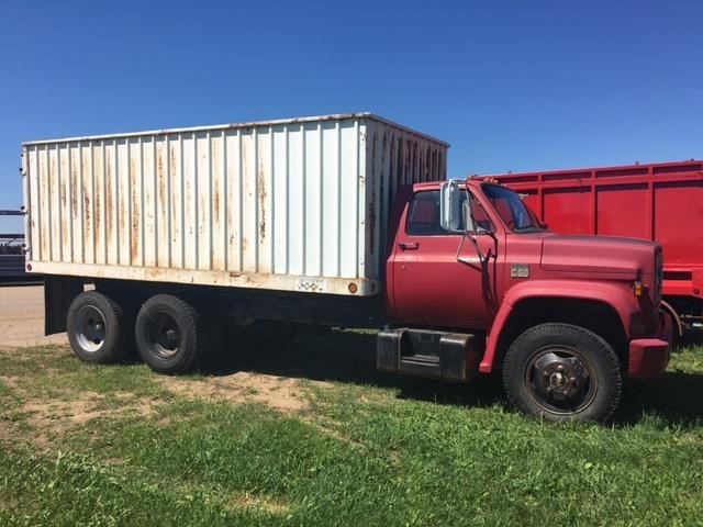 1973 Chevrolet C60  Farm Truck - Grain Truck