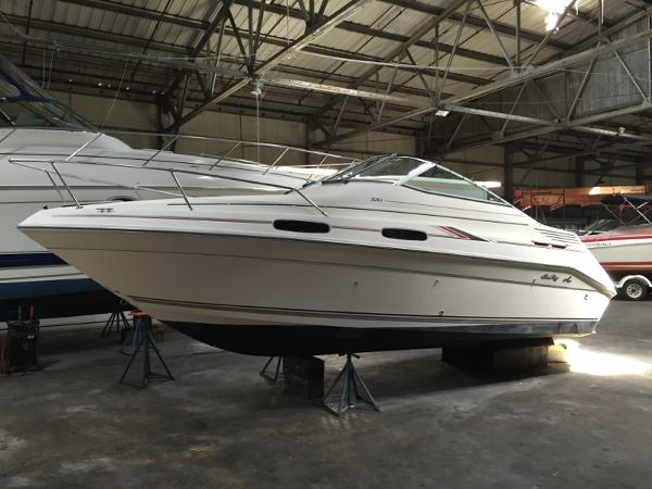 1992 Sea Ray 230 Sundancer