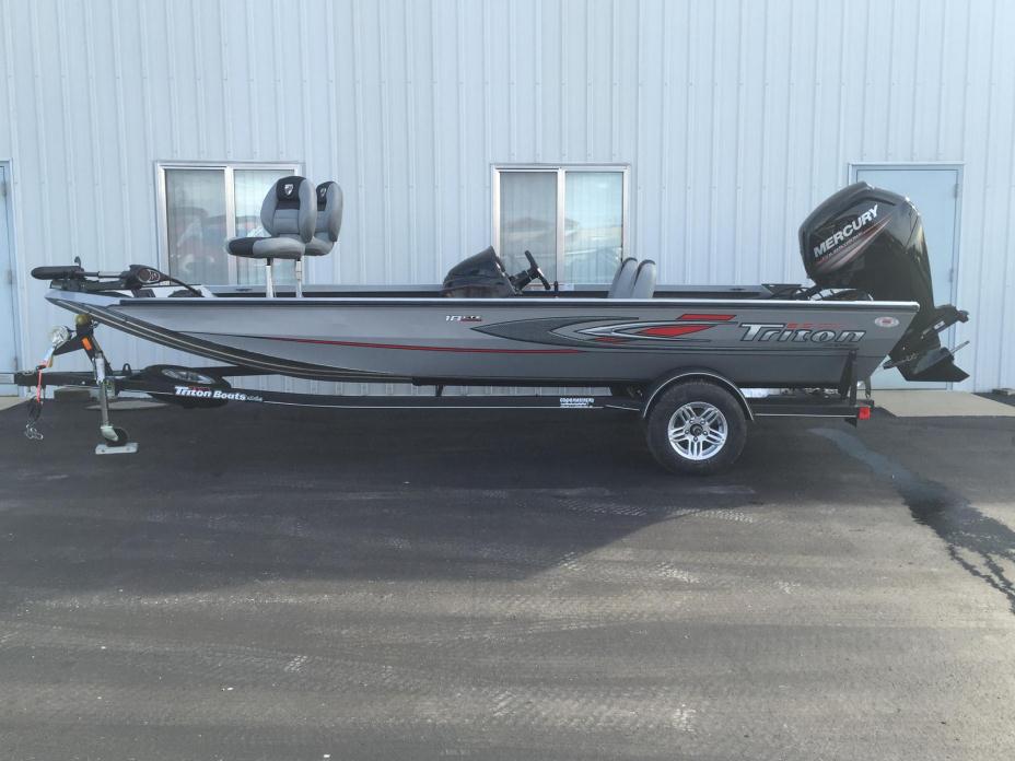 2016 TRITON BOATS 18 CTX