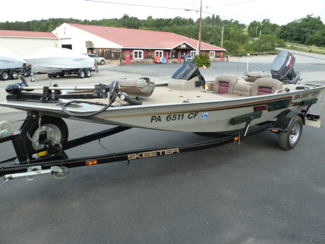 2000 Skeeter SX-17