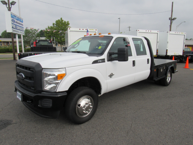 2015 Ford F-350 Super Duty  Pickup Truck