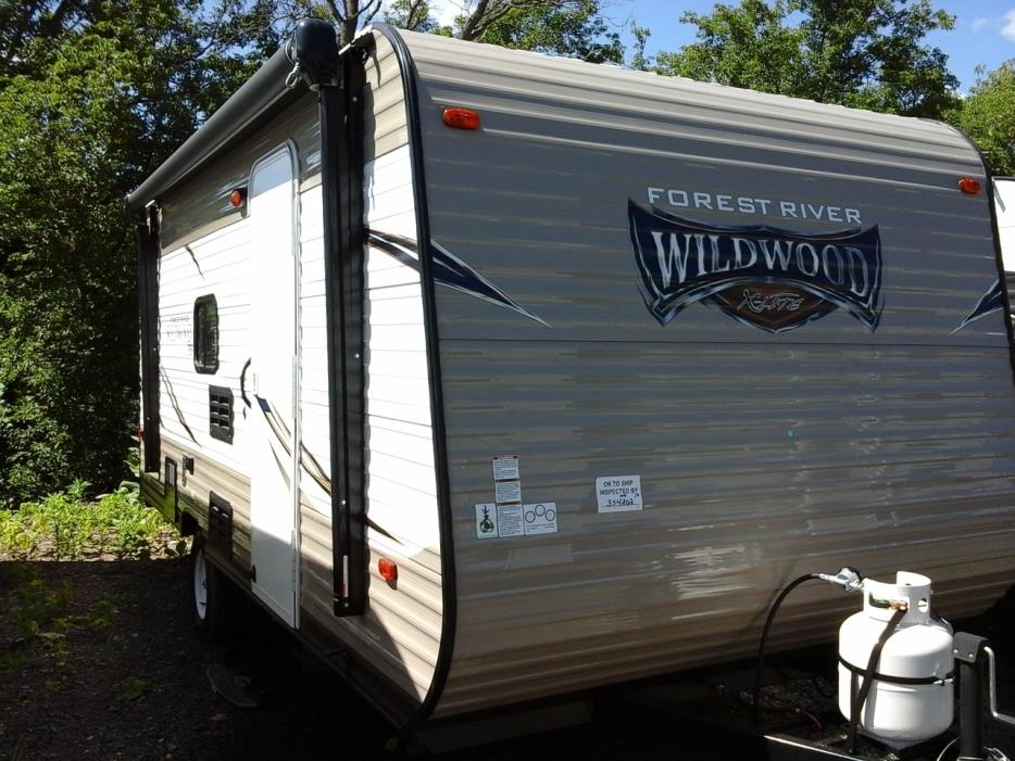 2017 Forest River WILDWOOD 195BHXL