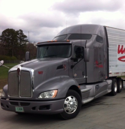 2013 Kenworth T660  Cabover Truck - Sleeper