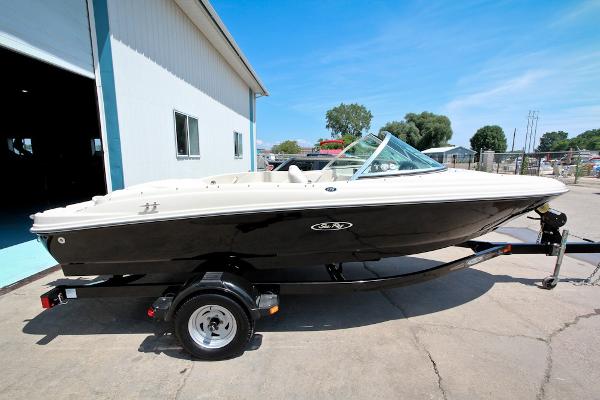 2006 Sea Ray 175 Bow Rider