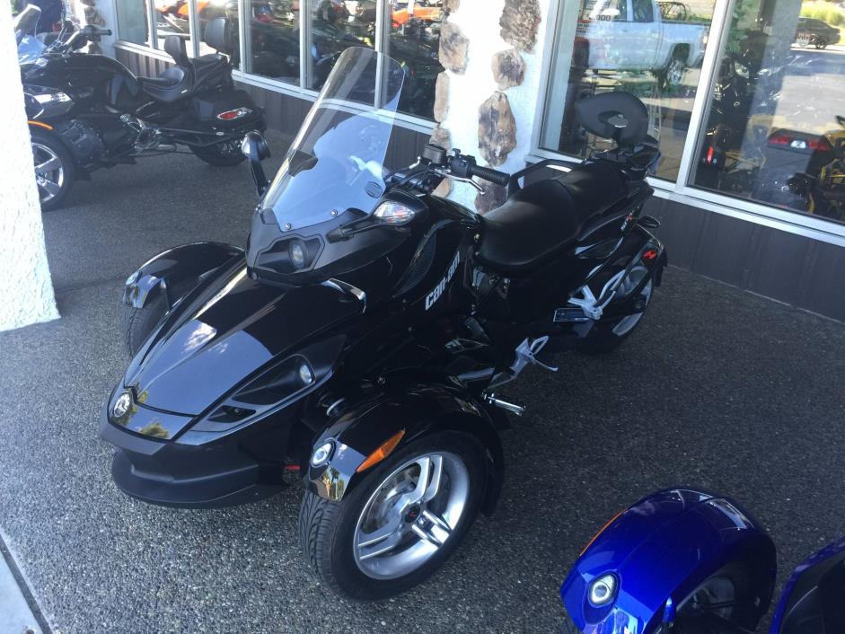 2017 Can-Am Spyder F3-T SM6 Pearl White