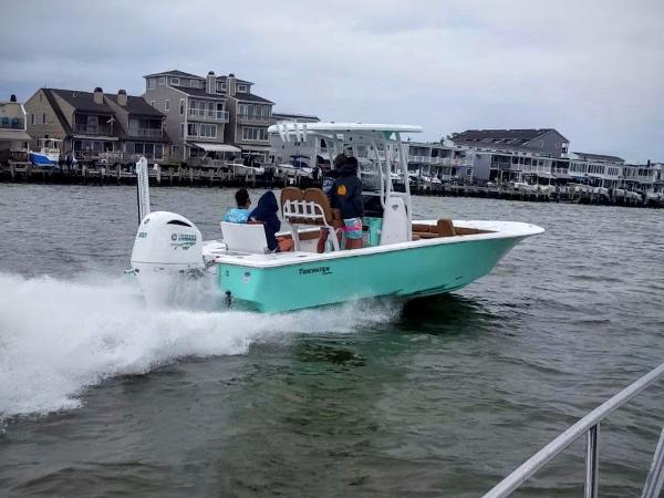 2016 Tidewater 2500 Carolina Bay Custom