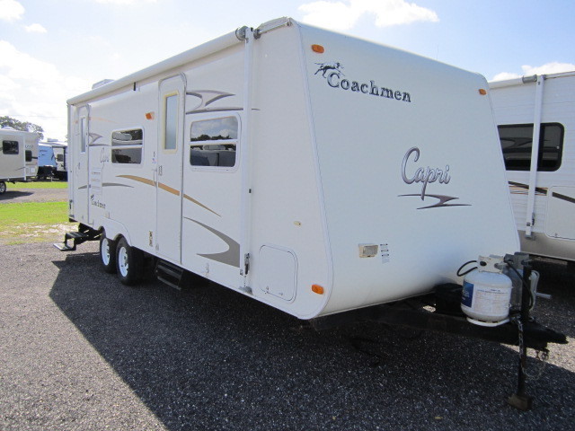 2007 Coachmen CAPRI 270QBS