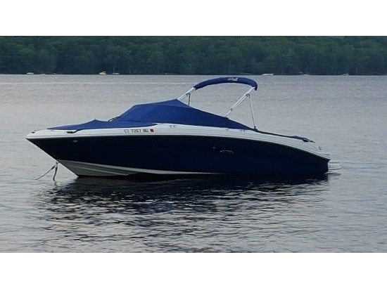 2004 Sea Ray Select 240