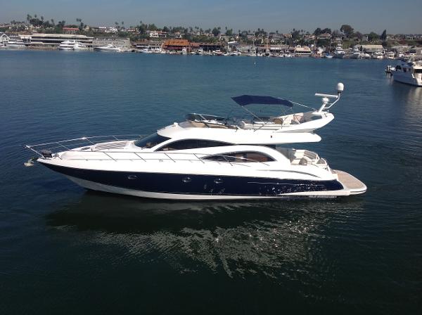 2004 Sunseeker Manhattan 56