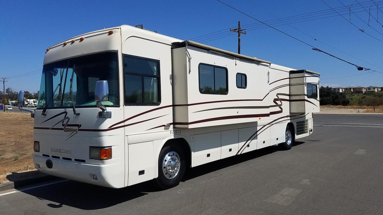 2001 Country Coach INTRIGUE 40