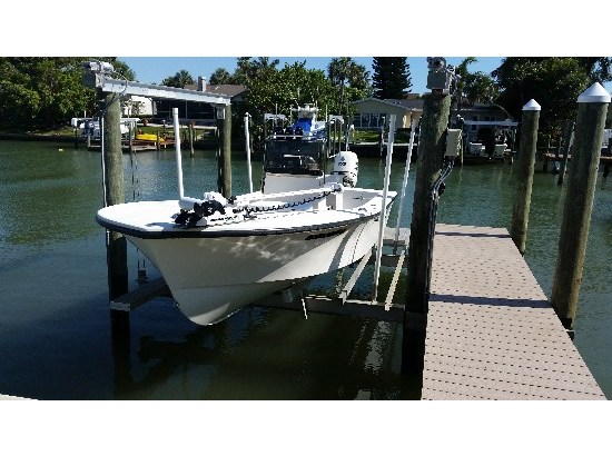 2007 Privateer 2100 Roamer II