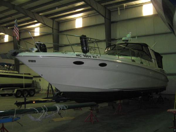 Sea Ray 400 Sundancer boats for sale in Michigan