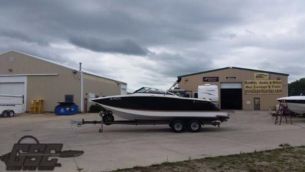 2008 Four Winns 262 SL