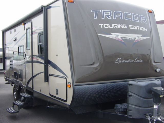 2014 Prime Time Tracer 230FBS