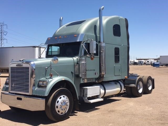 2002 Freightliner Fld120 Classic  Conventional - Sleeper Truck