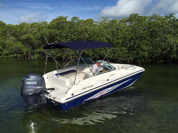 2012 Hurricane SunDeck 187 OB