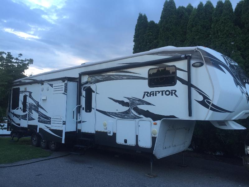 2012 Keystone RAPTOR 381LEV