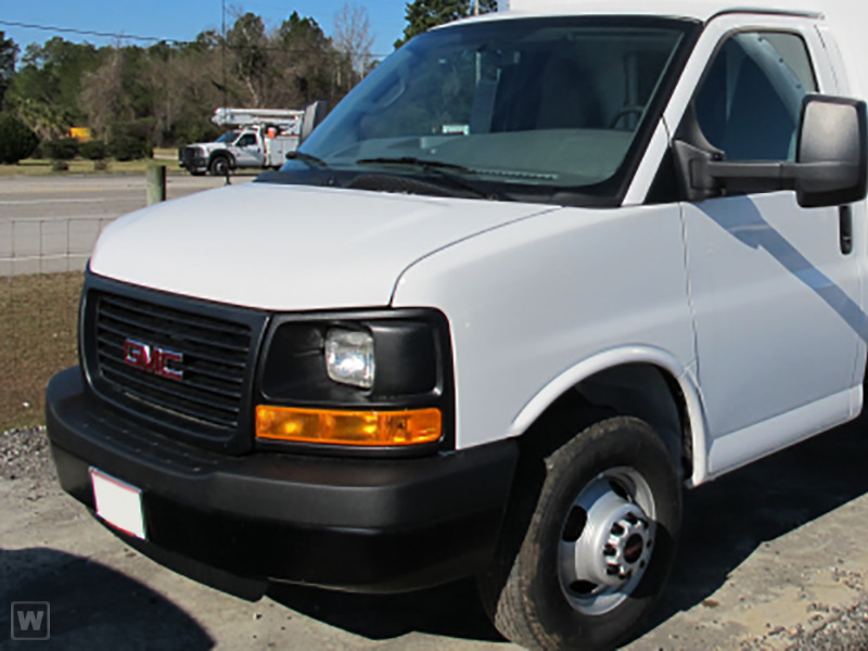 2016 Gmc Savana 3500  Cutaway-Cube Van