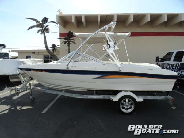 2004 Bayliner 185