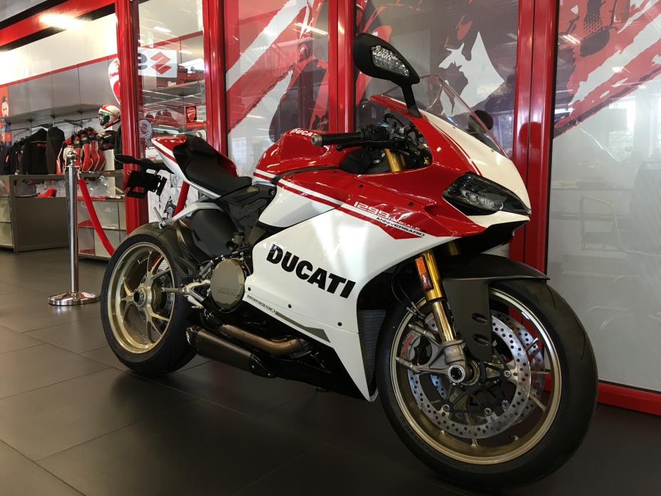 2016 Ducati HYPERMOTARD SP