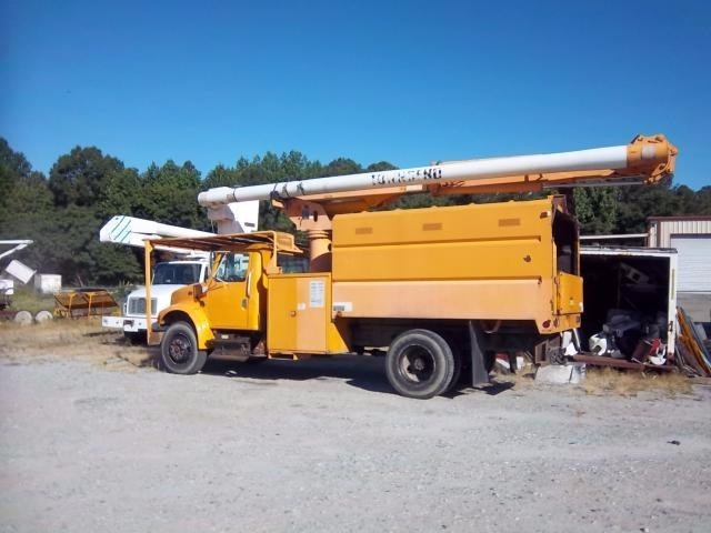 2001 Ihc 4700  Bucket Truck - Boom Truck