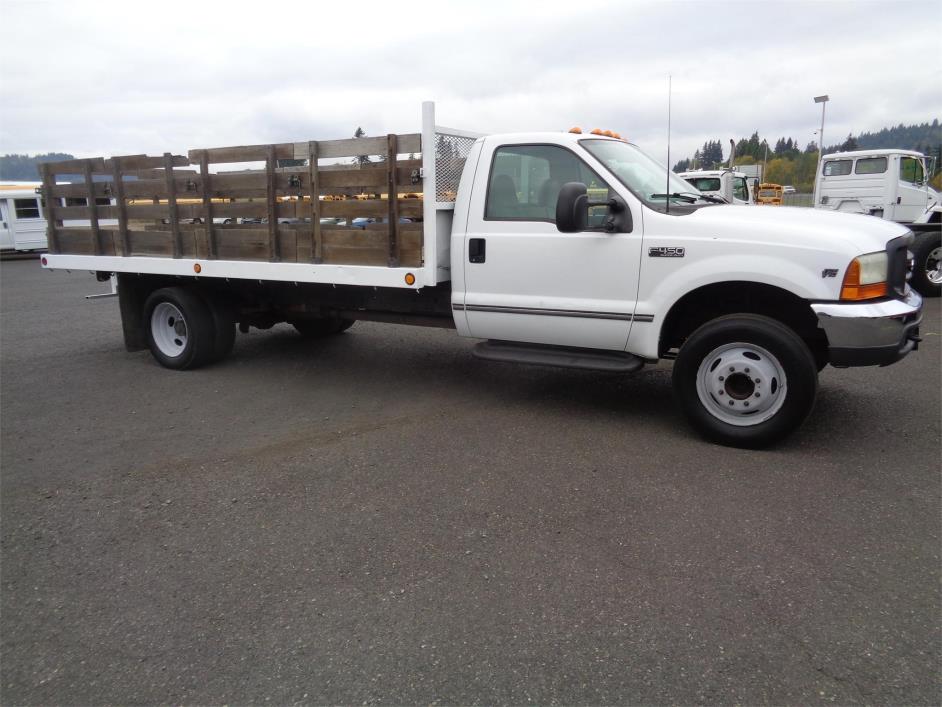 2000 Ford F450  Flatbed Truck