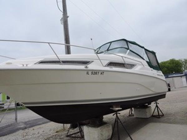 1994 Cruisers Yachts Rogue 2670