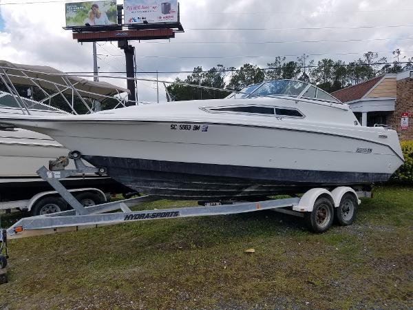 1993 Rinker 260 Fiesta Vee