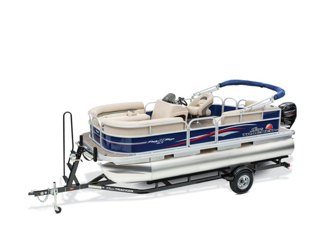 2016 Sun Tracker Party Barge 18 DLX