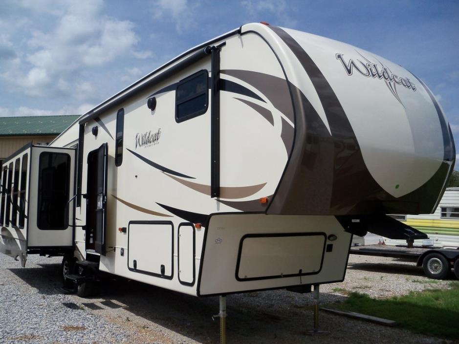 2017 Forest River WILDCAT 327RE