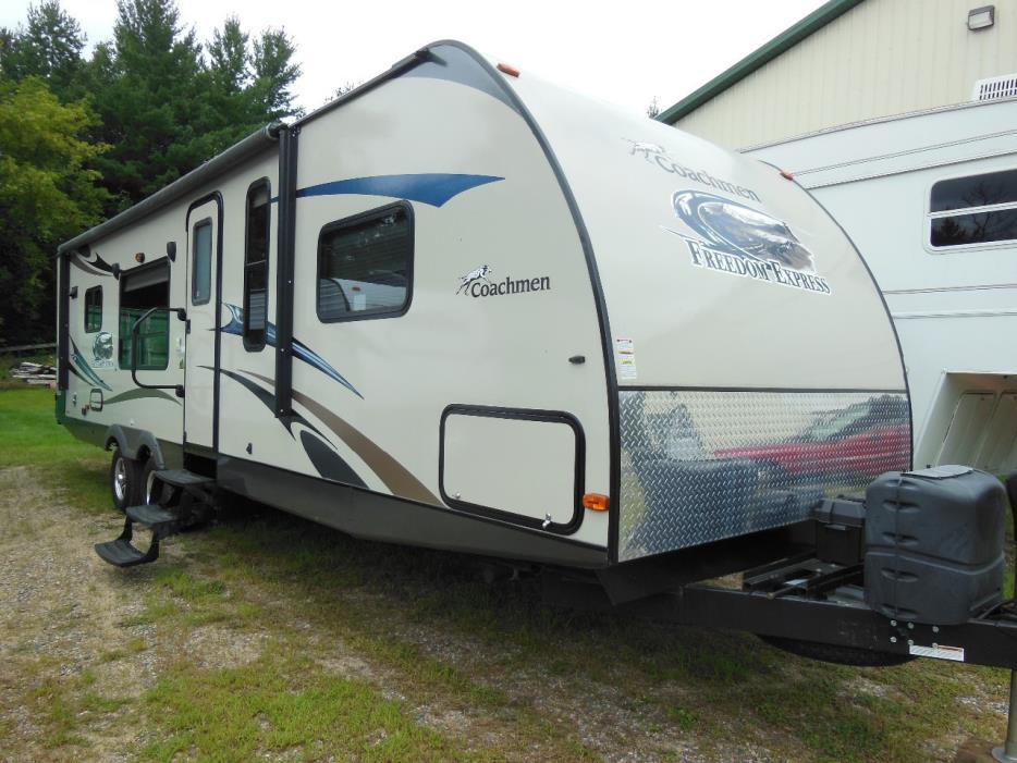 2014 Forest River COACHMEN FREEDOM EXPRESS 305RKDS
