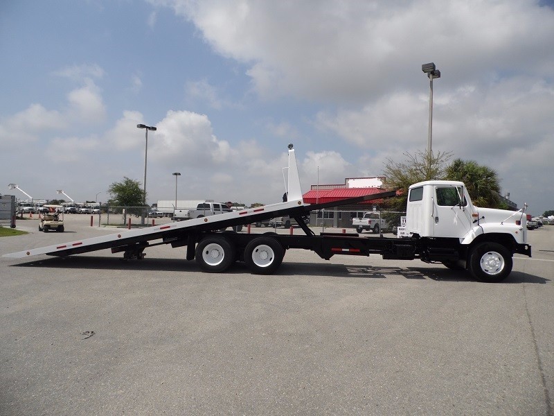 1998 International 2654  Flatbed Truck